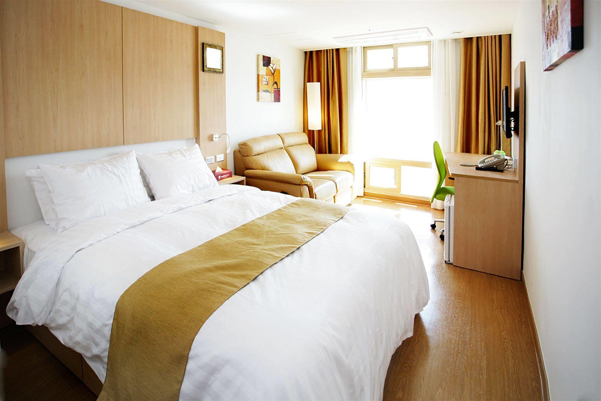 Gunsan Apple Tree Hotel 外观 照片